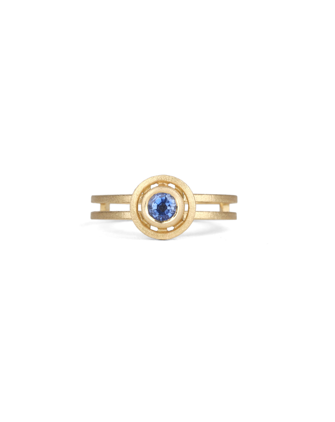 Medium Blue Sapphire Small Nova Ring