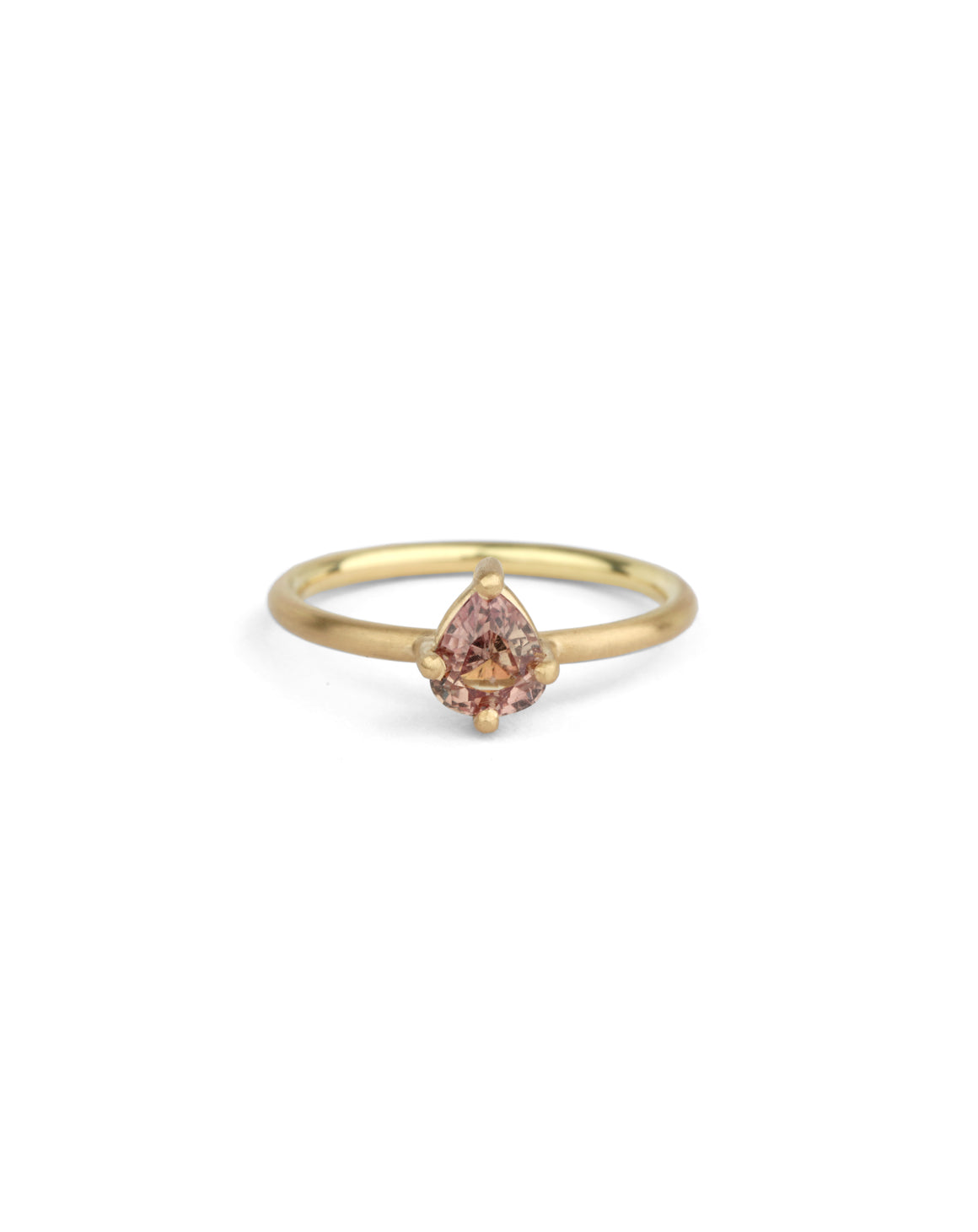 Solitaire ring in satin 18ct yellow gold with a drop shape light warm brown sapphire