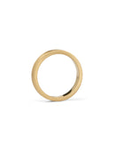 Flat wedding band. 18ct yellow gold, satin finish.